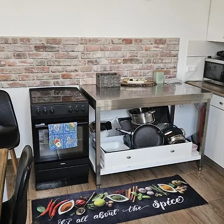 Apartamento Mit 5 Zimmern Fuer Bis Zu 10 Personen