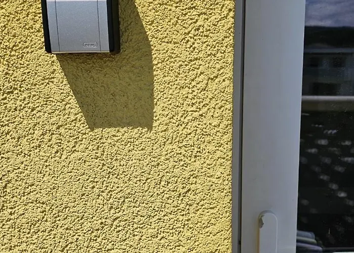 Mit 5 Zimmern Für Bis Zu 10 Personen Amstetten